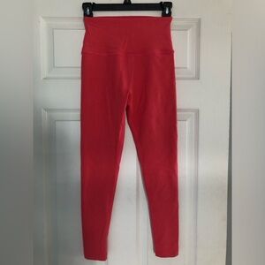 Beyond Yoga Midi High Waisted Leggings Pink S